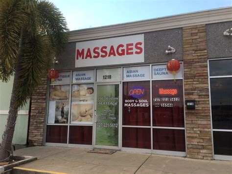 Erotic massage Western Heights