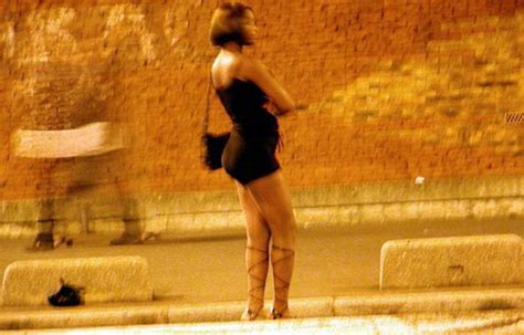 Trouver une prostituée Villeneuve lez Avignon