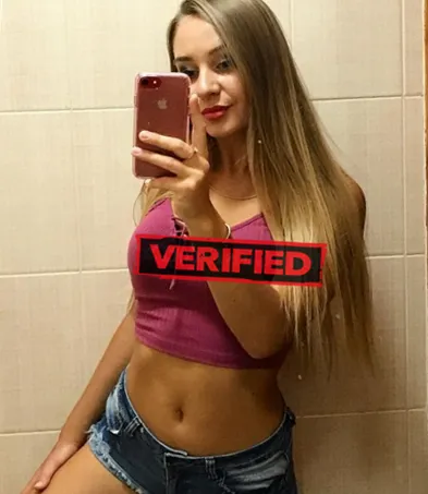 Charlotte wetpussy Prostitute Tombel