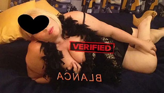Adriana strapon Prostitute Lembang